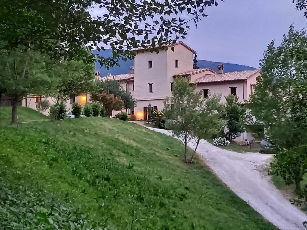 Agriturismo Il Covo Del Solengo Vila Valtopina Exterior foto